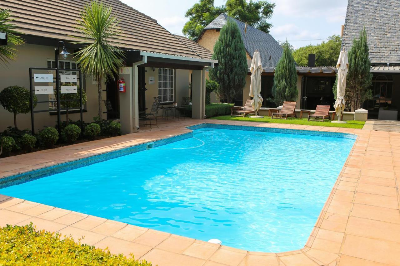 Scott'S Manor Guesthouse Function And Conference Venue Lichtenburg Εξωτερικό φωτογραφία