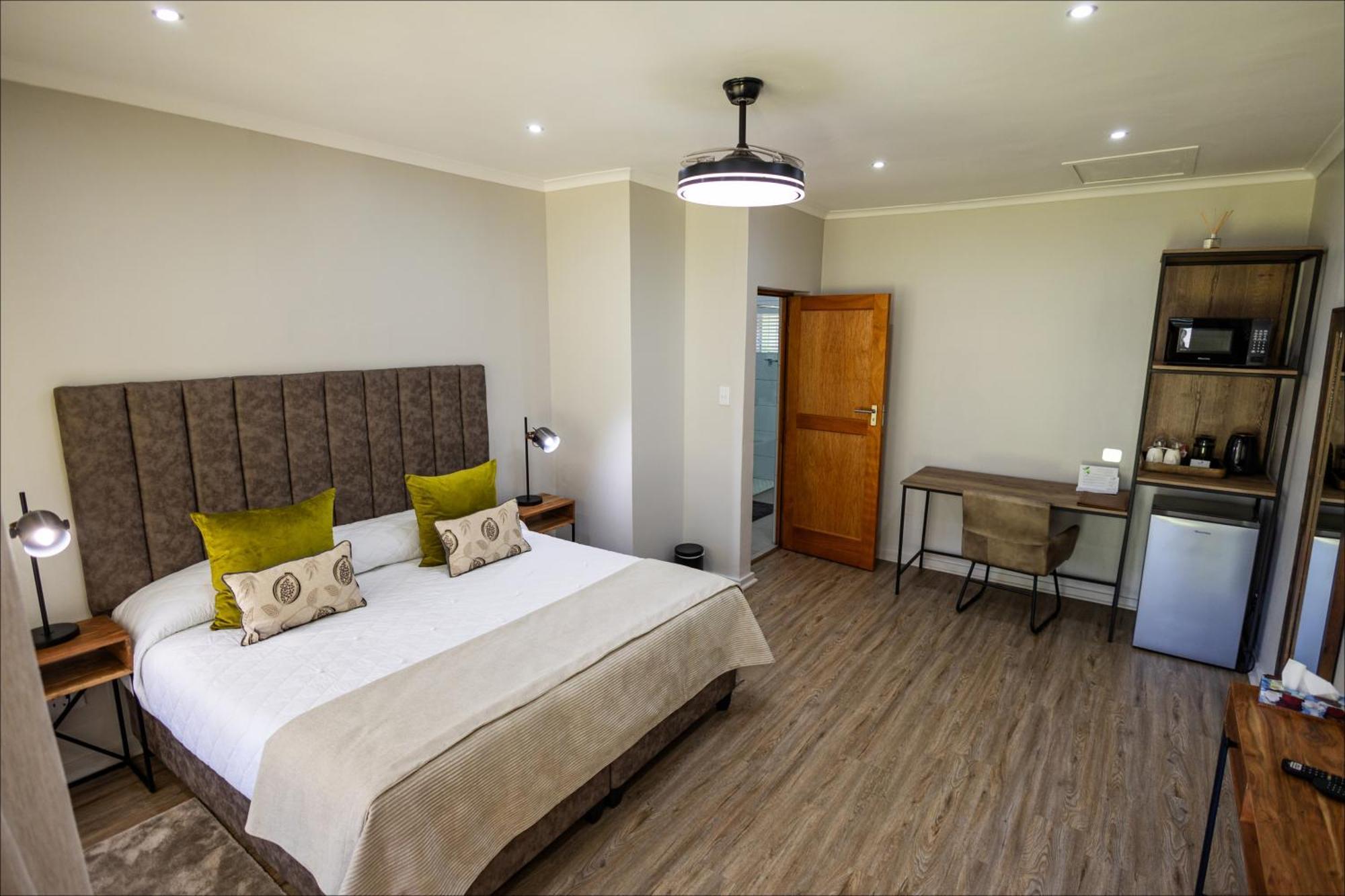 Scott'S Manor Guesthouse Function And Conference Venue Lichtenburg Εξωτερικό φωτογραφία