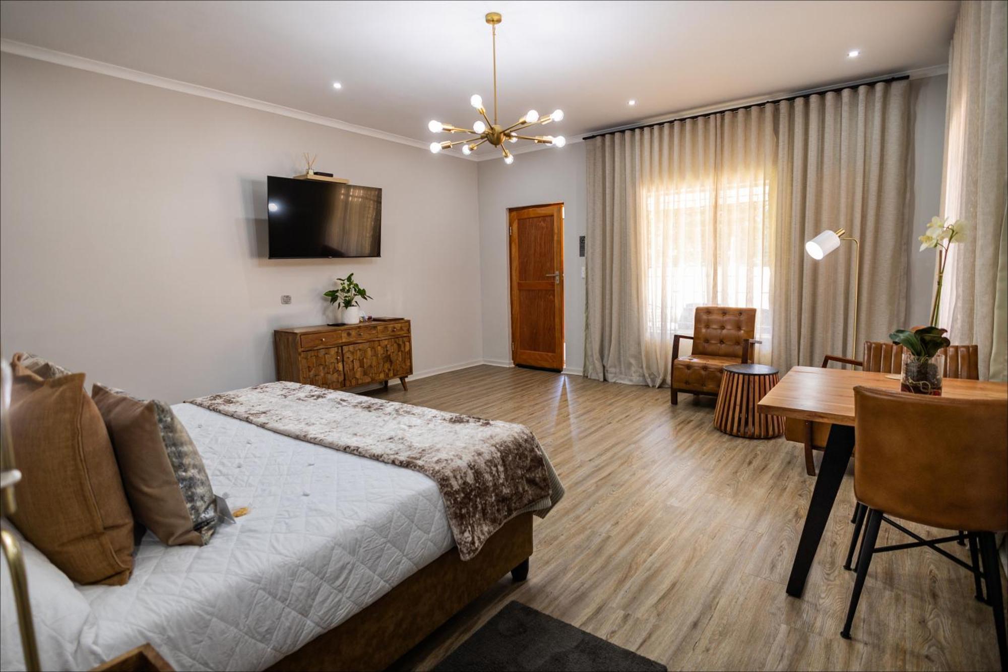 Scott'S Manor Guesthouse Function And Conference Venue Lichtenburg Εξωτερικό φωτογραφία